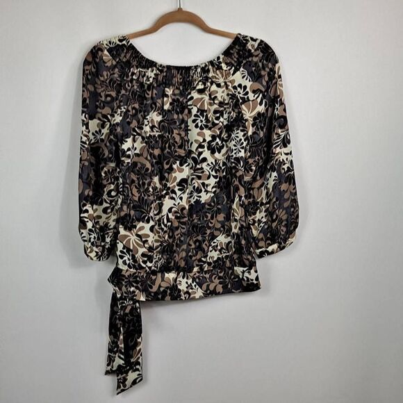 Larry Levine ladies blouse - Picture 6 of 10